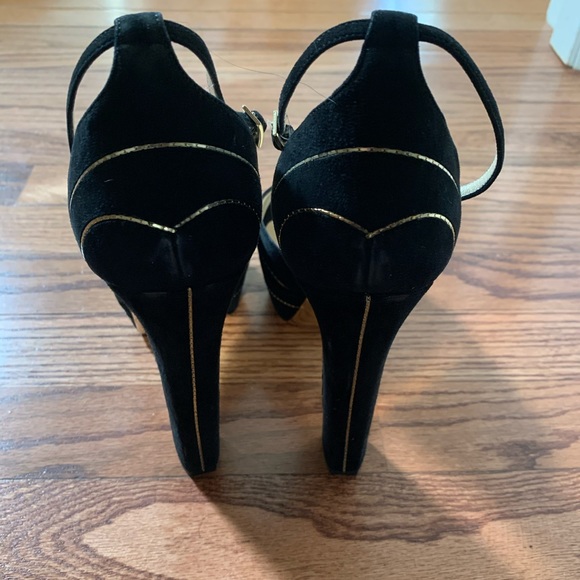 Like new Jimmy Choo platform sandals - Picture 2 of 2